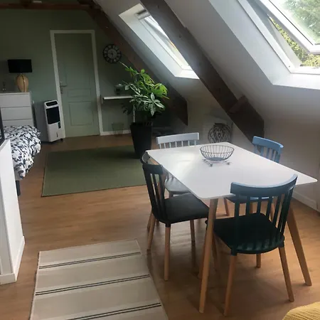 Au Grenier Apartment *